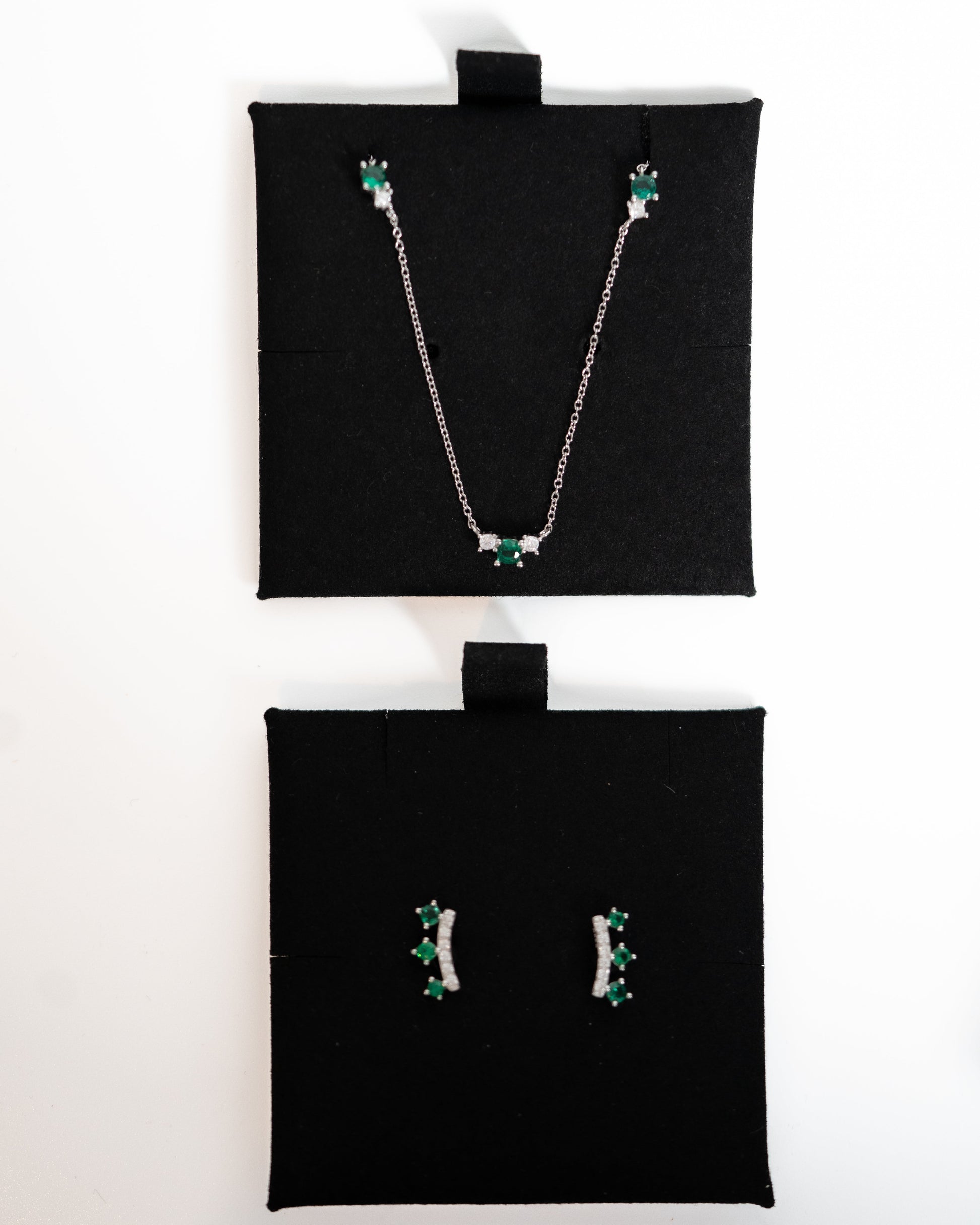 Pack Élégance Argent – Collier + Boucles